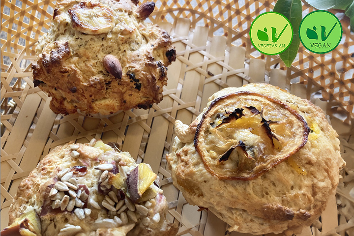 季節のマフィンや焼き菓子